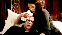 oisousincero:  “What is she doing with Damon?”