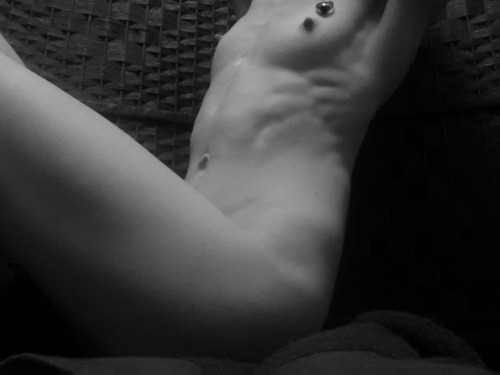 prettypetkitty:Good morning lovelies  Woke up with lots of questions so here’s a photo set  I’ll be more active today as I’ll be around the house working so the more active you are the more I’ll post so Send me   Submissions  Fan signs  Questions