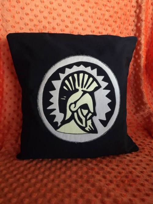 otlgaming:  BIOSHOCK INFINITE ‘VIGOR’ PILLOWS Jewels Cardosa of Calavera Craft Room spent 40 hours creating these 8 pillows based on the vigors in Bioshock Infinite. The cushions are ษ each and all but “Return to Sender" and “Charge"