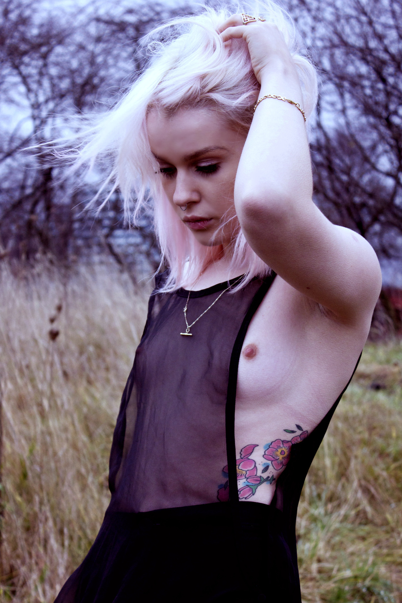 inkglamour:  cute ink girl 