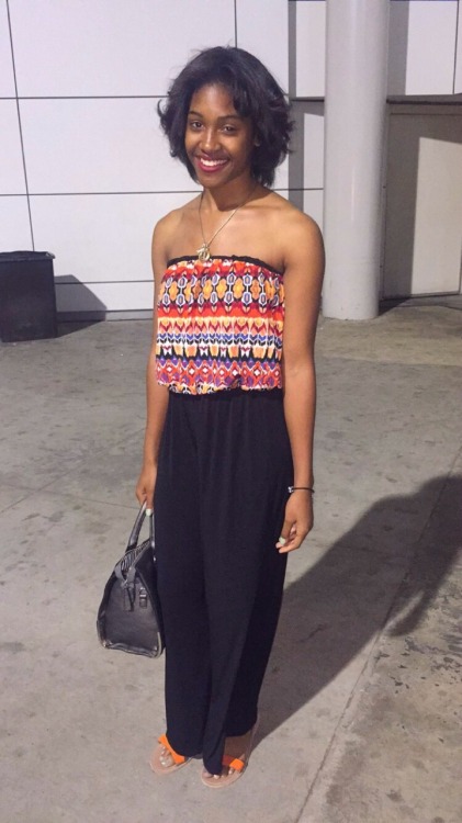nisamariie:  Flexin My Complexion 👸🏾💗