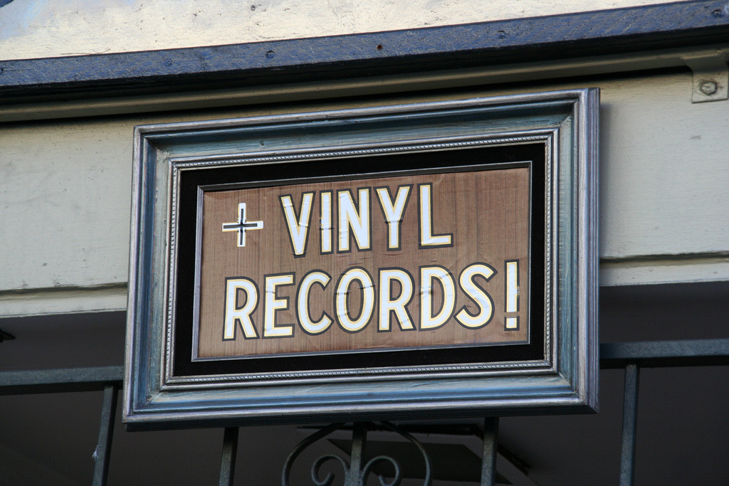 VINYL RULES