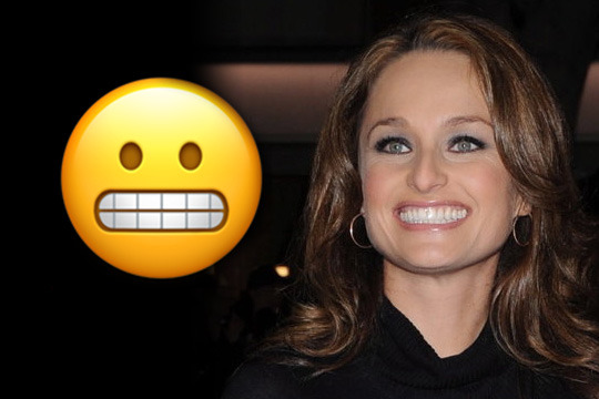 leaf-beard:  kristoffblogman: kristoffblogman: why does the 😬 emoji on ios look