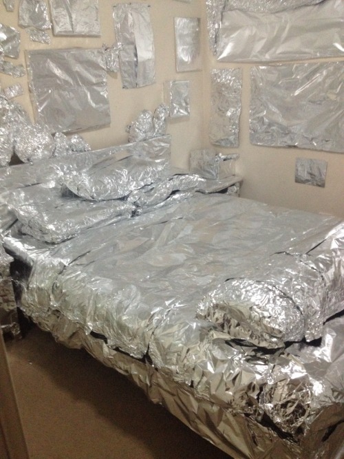 terrakion:bunnelby:  sweetandnaughtyy:  My friend went away for ten days so I decided it would be the perfect time to wrap everything she owns in alfoil   why  in the future everything is chrome