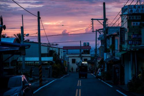 Crazydean aka Zheng Ding aka 鄭鼎 aka Dean Cheng (based Taipei, Taiwan) - 秋天的山地門, 2012, Photography