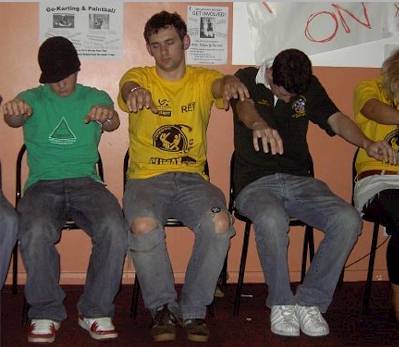 trancedmen:  Cute guys go under at a stage show. 