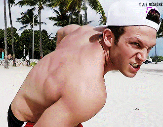 dirty-fake-bitches:  Diego Sechi edits + MIAMI FITNESS BEACH WORKOUT
