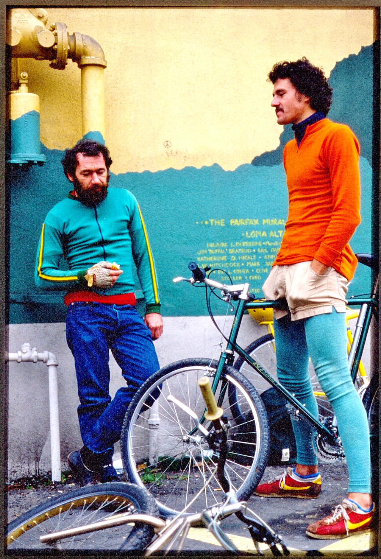 somafab:
“ mikeph:
“ Unknown and Tom Ritchey, Fairfax Marin County ‘79
”
Hipsters
”