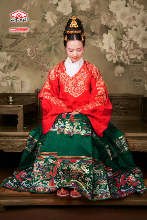 Ming Dynasty Imperial dress part 2Source