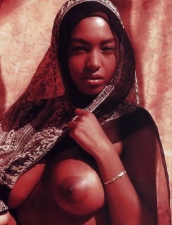 Amateurblackgirls:  Amateur Black Girls   Http://Amateurblackgirls.tumblr.com/ 