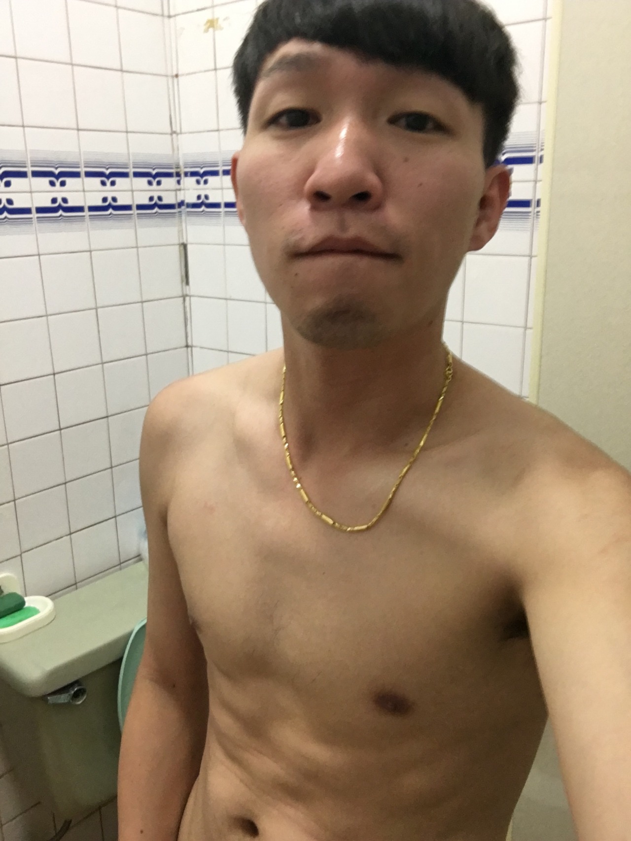 badman0407:  該是把身材練好一點了！