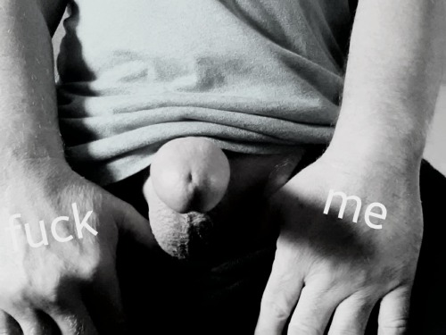 mecockupussy: Is it me or is something saying fuck me!!! Hmm!! Share the love!!! Like comment and sh