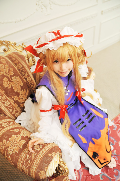 Touhou Project - Yakumo Yukari (Tenshi Myu) 1-5