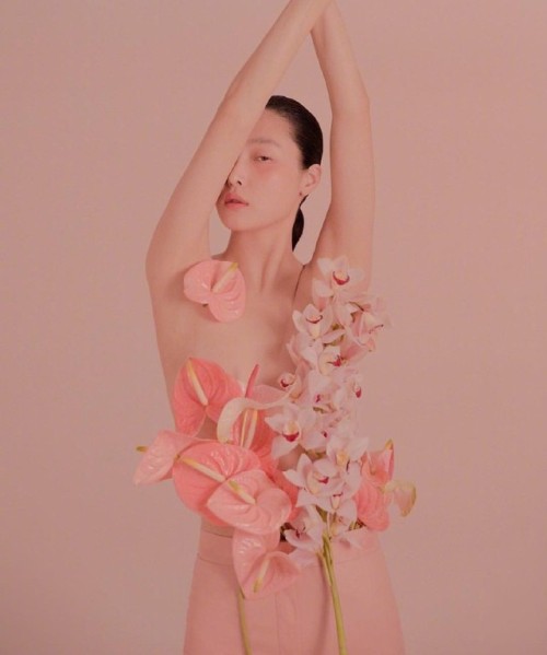 worldwidefashion: Sunghee Kim for Singles Magazine Korea — March 2019.Photographer: Kim Hee Ju
