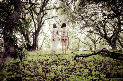 vanerotica: Bound by Dreams (Models: @The_Dreamcatcher and Moxie. Rigging and photo by me.)