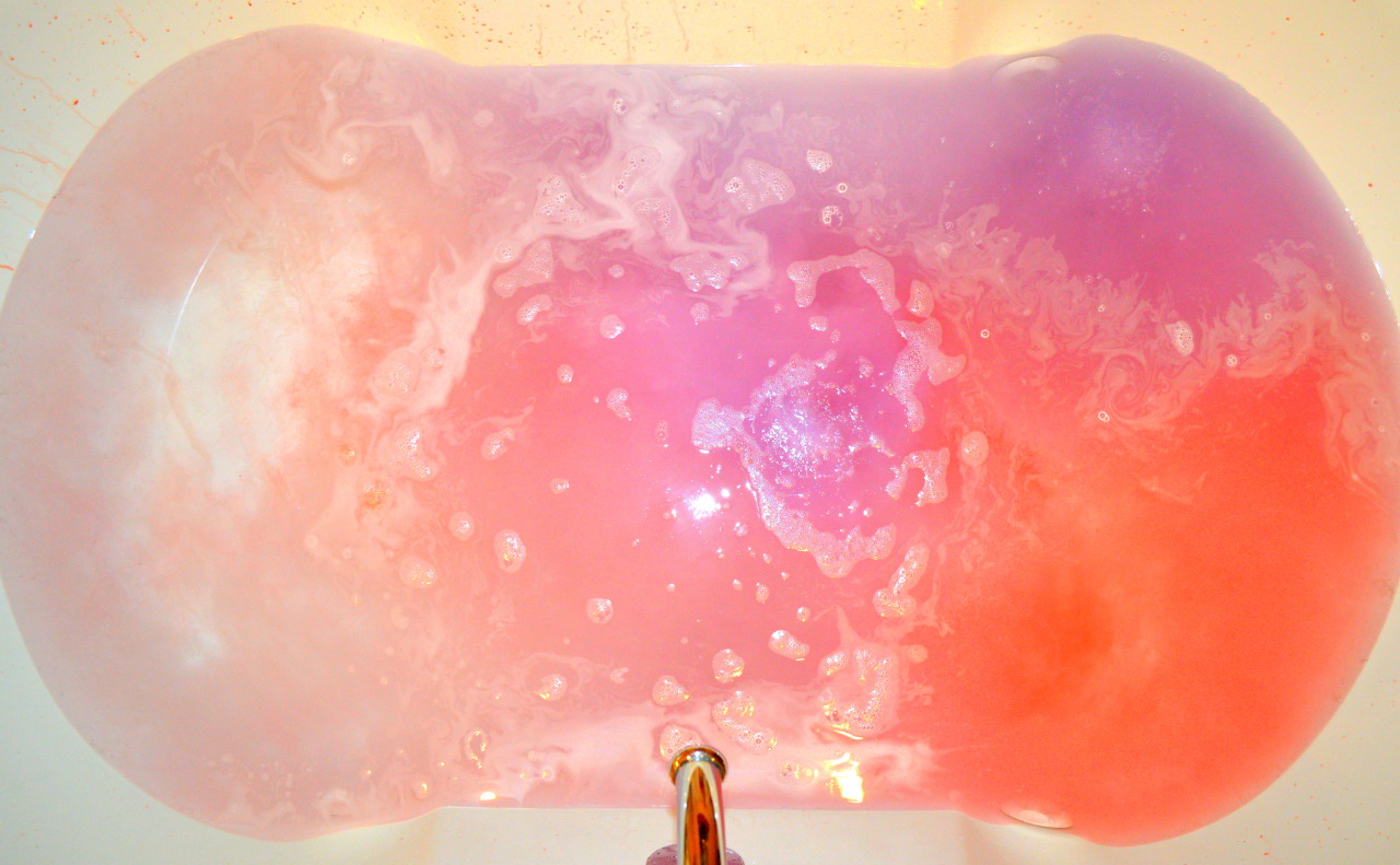 iconicgloryy:  Space Girl Bath Bomb from a few months ago. I used two of them for