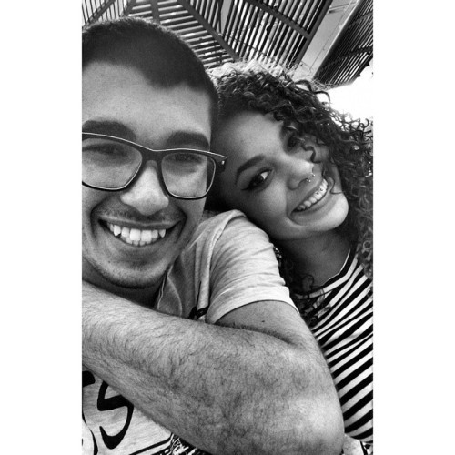 O seu sorriso é o paraíso e o convite pra eu perde o juízo E é disso que eu preciso a cada manhã!! 🙊 (em …)