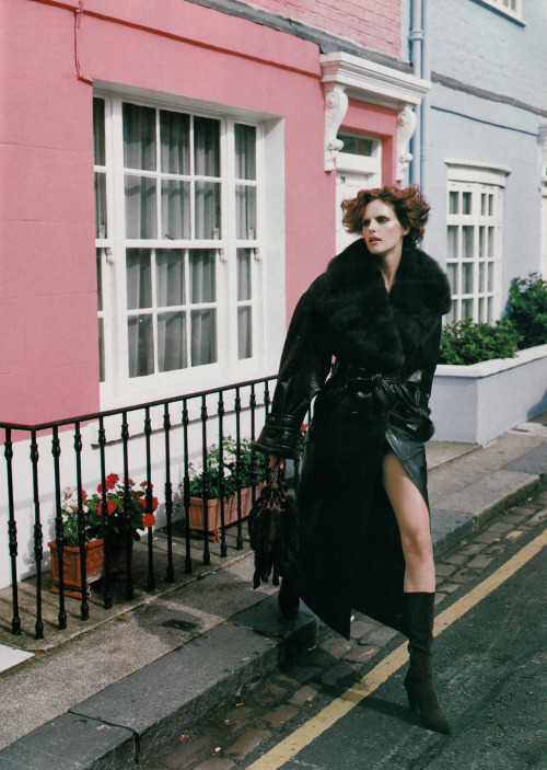 aleworldaddict:Stella Tennant by Mario Testino for Vogue Italia December 1997