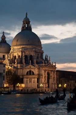 wonderous-world:  Venezia, Italy by Nicolas Chaperon