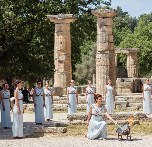 planetfroot:Greece lighting the Olympic flame was so beautiful.