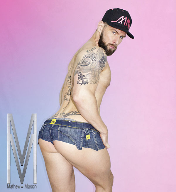 himboheaven:  masonworldxxx:  All about the pink   Scruffy bimbro. 