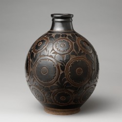 met-modern-art: Vase by Emile Lenoble, Modern and Contemporary Art Purchase, Edward C. Moore Jr. Gift, 1925 Metropolitan Museum of Art, New York, NYMedium: Glazed stonewarehttp://www.metmuseum.org/art/collection/search/487417 