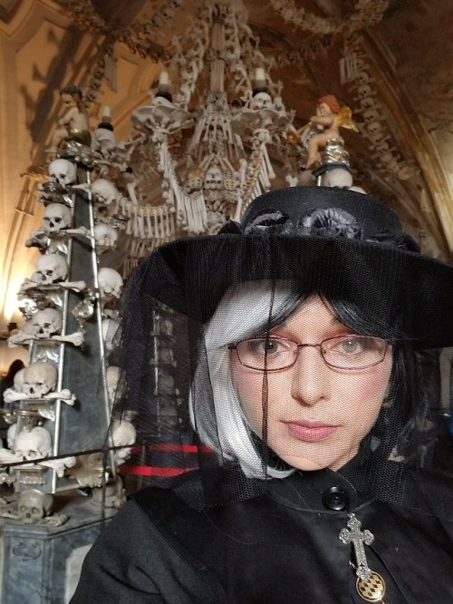 The sojourn to Kutna Hora where I went for the express purpose of seeing Sedlec Ossuary aka the glor