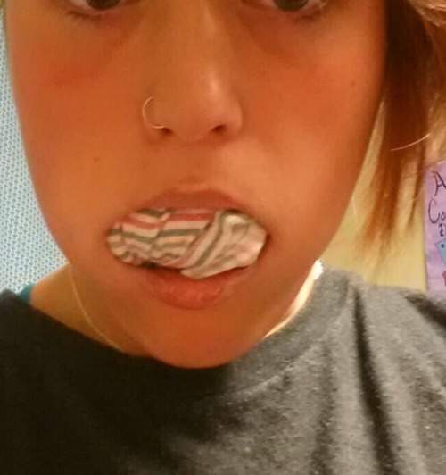 pantiesinmouth:  Thanks for the submission, Tara! 