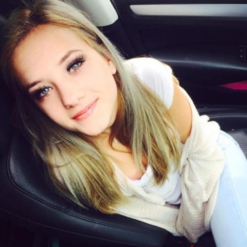 teenswank2:    Camille  