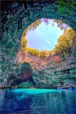 praial: Greece: Melissani cave, Kefalonia