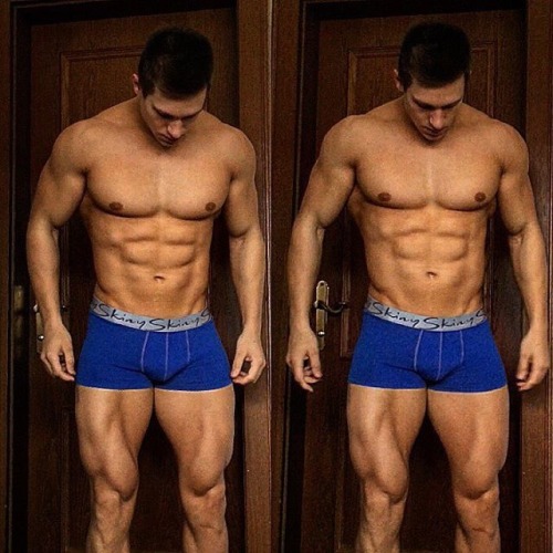 hotsexymenxxx:  Steve Kris 