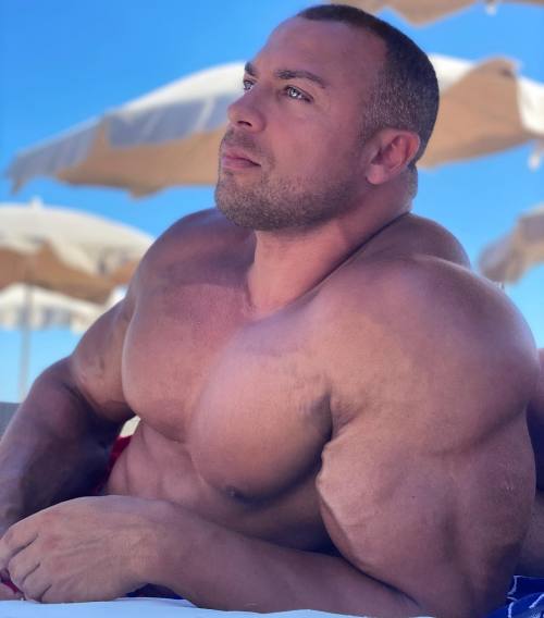 MOROCCAN BODYBUILDER JOHAN FEHD KAROUANI THE PANTHER