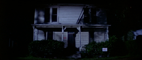 365filmsbyauroranocte:Halloween (John Carpenter, 1978): empty spaces