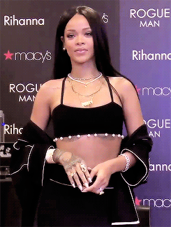 Fiercegifs:  Me Being Cute.
