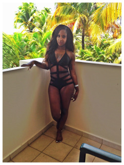 outfitmadestyle:  Strappie Hold Swimsuit (available at Outfit Made) 