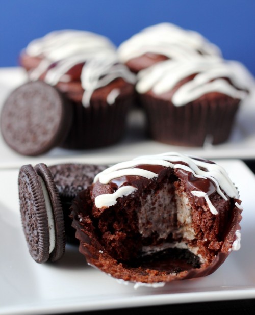 thecakebar:  Oreo Hostess Cupcakes 