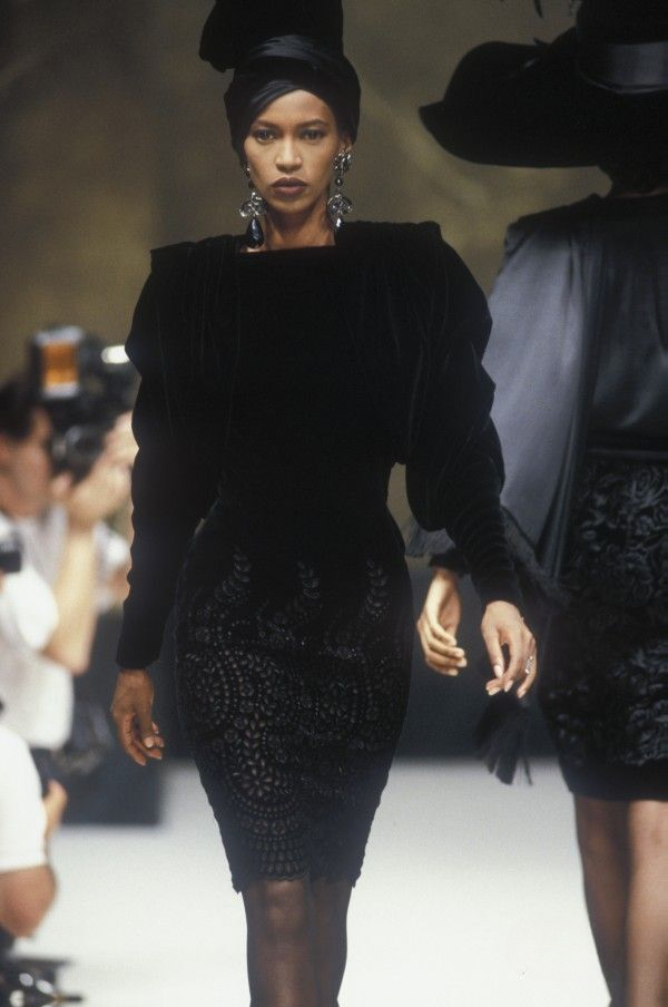 Jean Louis Scherrer Haute Couture fashion show fall winter 1991 