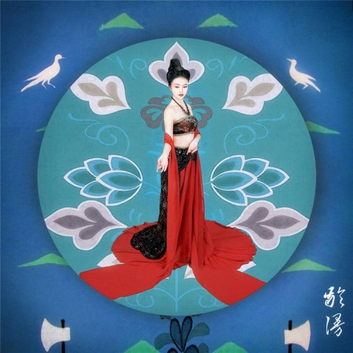 Dunhuang style | 敦煌飞天 by 龄漫