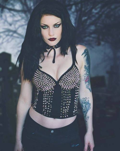 magdacorvinus:  #goth #gothic #gothmodel #gothstyle #gothfashion #gothgirl #gothicmodel #spikedtop #
