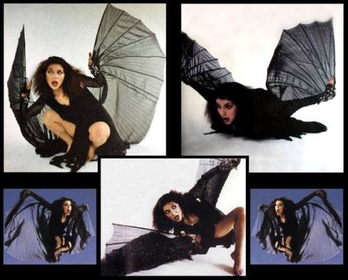 steviegothlingstuff:Kate Bush… Kate Bat.