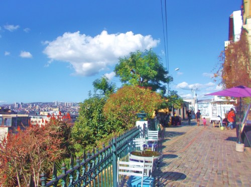 violetap-rpura:  cancer—mental:  kusta-astronaut:  Valparaíso, La Perla del Pacífico  La joya del pacífico te llaman los marinos (8)  HERMOSOS CIELOS AZULES!