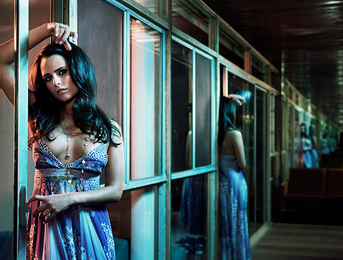 hermione:  Jordana Brewster photographed by Patrick Hoelck