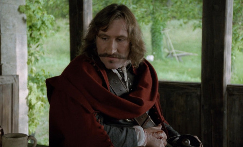  Gérard Depardieu as Cyrano de Bergerac / Cyrano de Bergerac(1990)Academy Award Nominated as Best 