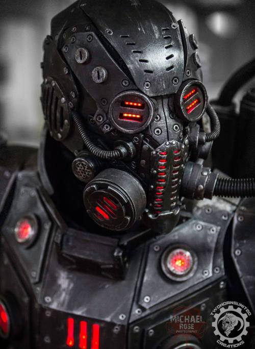 The Panzersöldner - armored mercenary - by twohornsunited