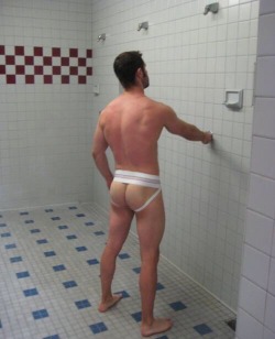 thecoachbill:  Always wait for Coach to get to the shower