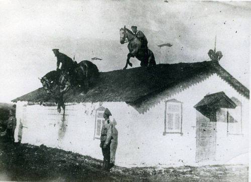 indypendenthistory:
“ The Cossack prowess, 1910
”