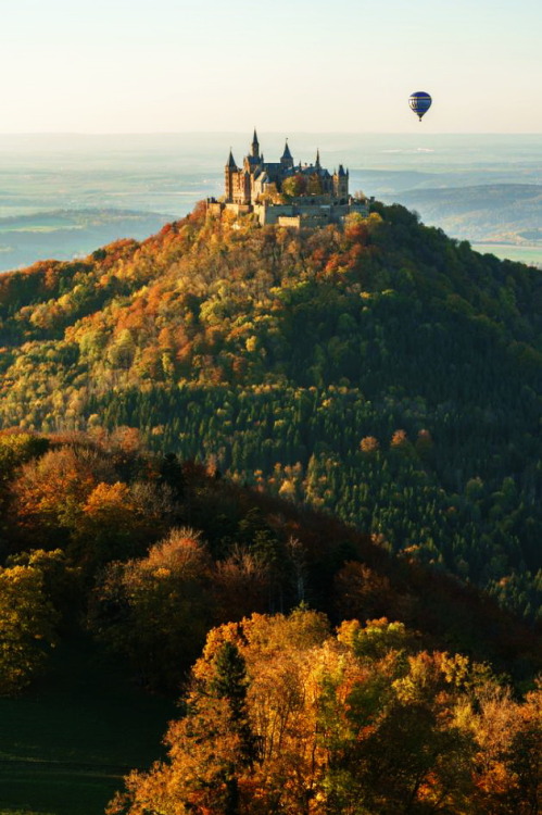 visitheworld:Hohenzollern Castle / Germany (by Johannes Schmidt).