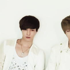 yixingy:  183/100 Gifs of Yixing. Yixing seducing the fuck outta you. 