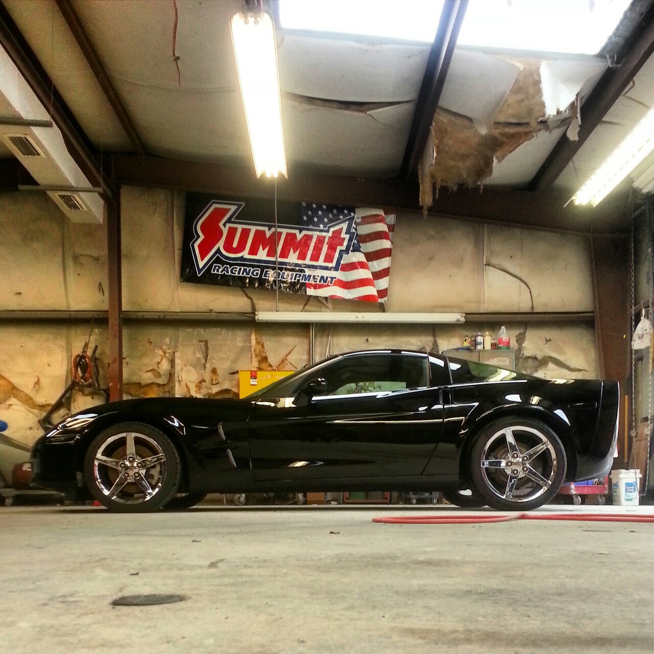 Corvette I painted and buffed to mirror shine this car was red lol sometimes I amaze