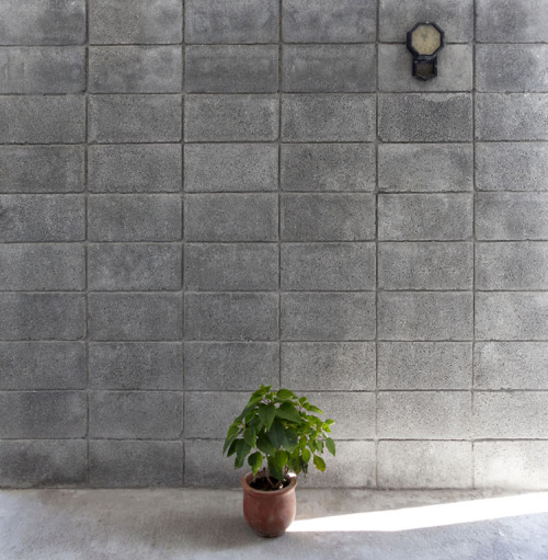 dailydesigner:  Casa Caja by S-AR 